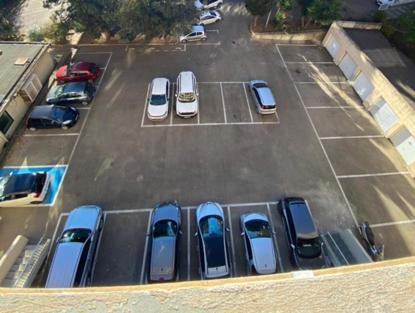 Ajaccio magnifique T2 37m2 centre ville vue mer au bord de la plage Neuf 4 couchages balcon parking privé fermé Clim wifi Esterno foto
