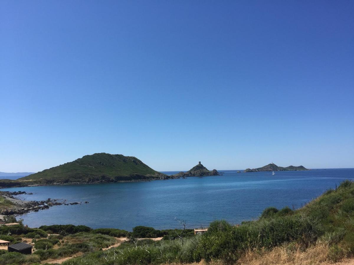 Ajaccio magnifique T2 37m2 centre ville vue mer au bord de la plage Neuf 4 couchages balcon parking privé fermé Clim wifi Esterno foto