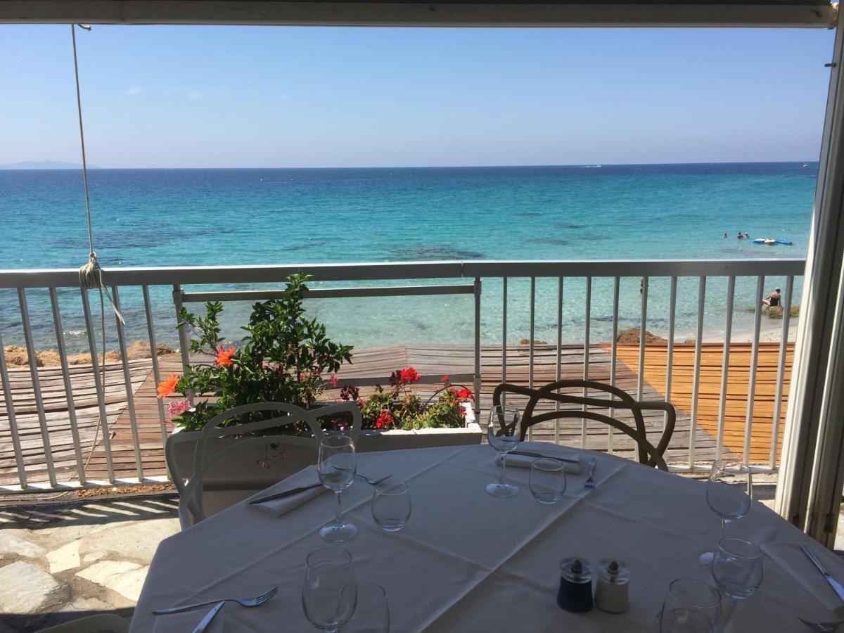 Ajaccio magnifique T2 37m2 centre ville vue mer au bord de la plage Neuf 4 couchages balcon parking privé fermé Clim wifi Esterno foto